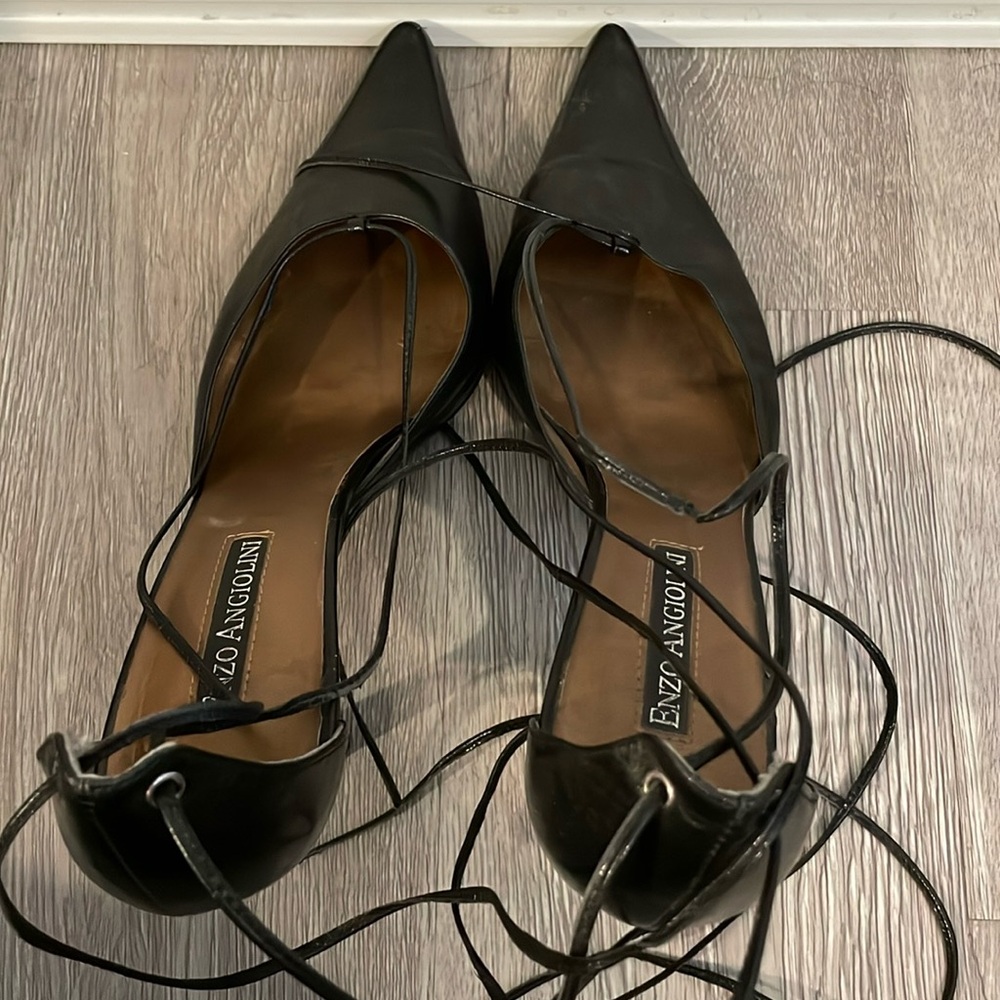 Enzo Angiolini Leather Strappy Pumps Size 9